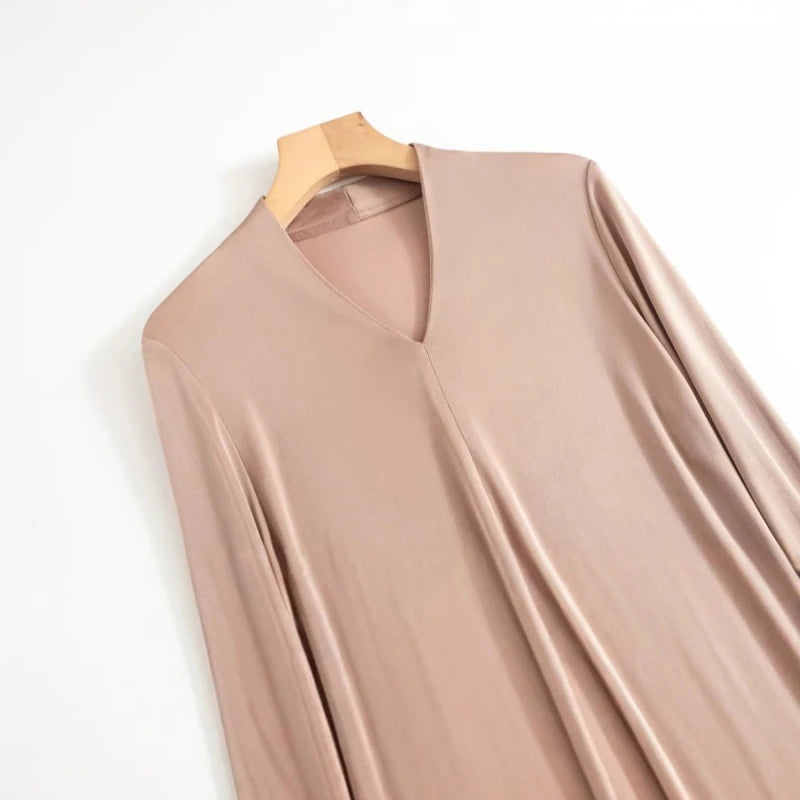 Birdtree, 20% Real Silk Solid Undershirt, Women Full Sleeve V-neck Basics Tops, Commuting Style, 2026 Autumn New Shirt T67418JF
