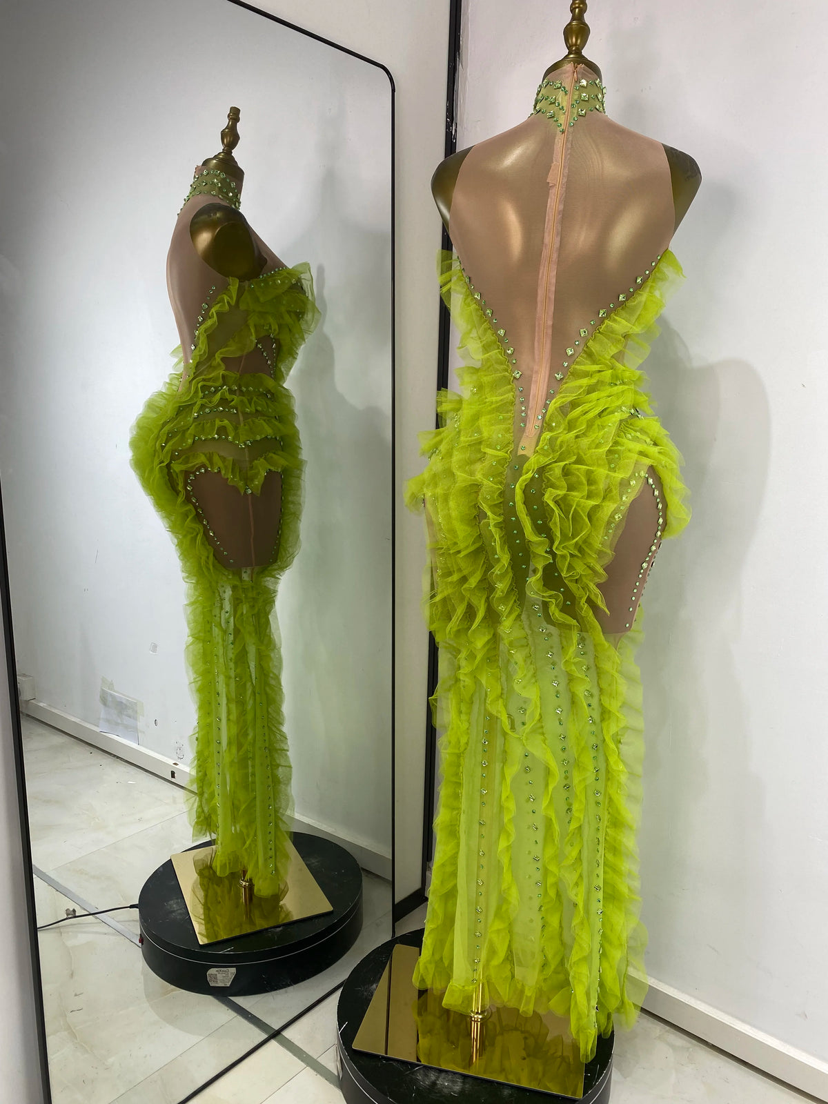 Women Luxury Green Prom Gowns Sleeveless Turtleneck Rhinestones Mesh Ruffles Transparent Maxi Long Evening Party Stage Costumes