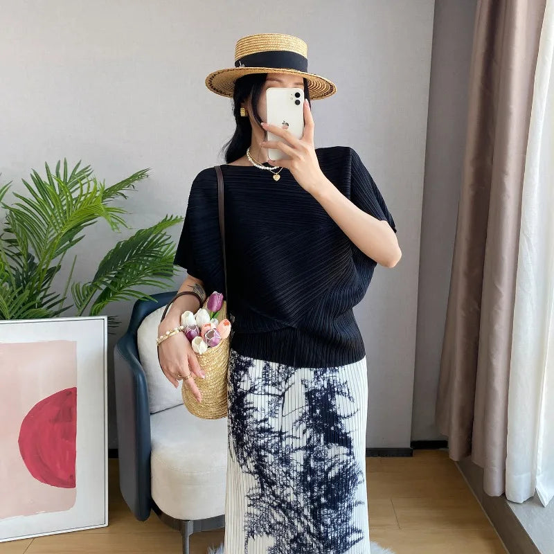 Pleated Top 2026 New Round Neck Short Sleeve Batwing T-Shirt Women Summer Lightweight Vacation Travel Women's Clothing
