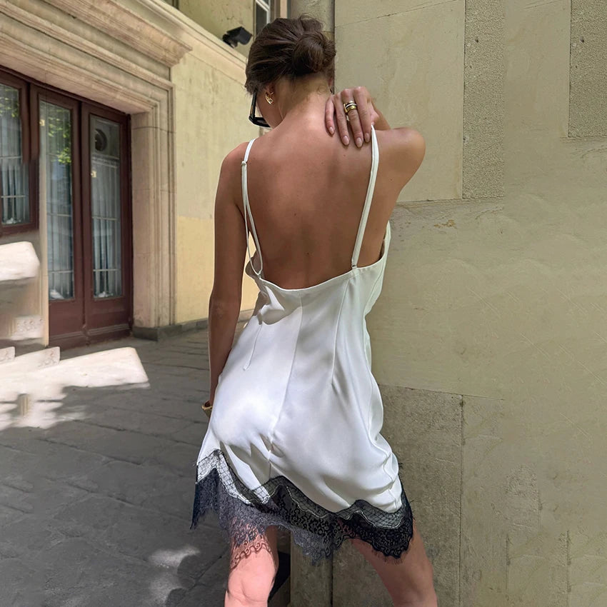Linad Sexy V Neck Satin Spaghetti Strap Dress Summer Street Chic Backless Lace Dresses Women Casual Straight Dress Female 2025