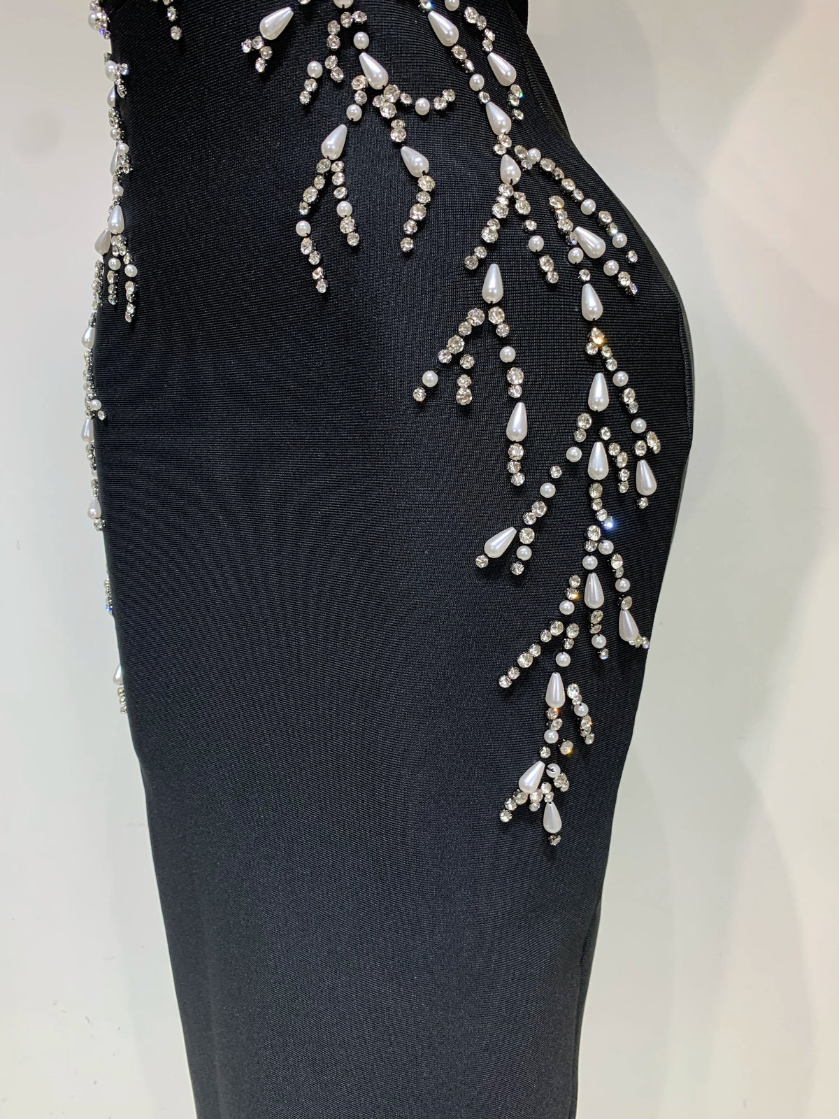 Women Sexy V Neck Black Beading Maxi Long Bodycon Bandage Dress 2025 Celebrity Elegant Evening Club Party Luxury Birthday Dress