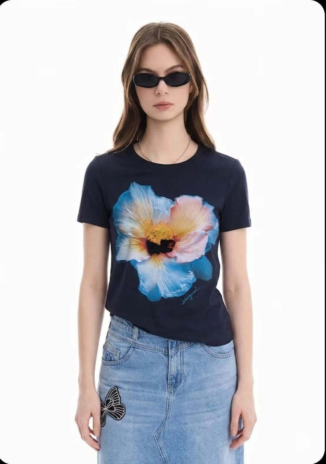 Spain New Fashion Comfortable Stretch Slim, Loose Stripes and Other Short-Sleeved T-Shirts