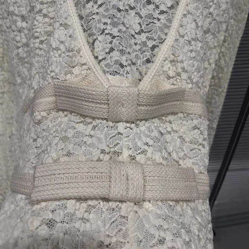 DEAT 2026 Spring New Lace Jacquard Bow Tie Backless Base Shirt For Women Versatile Long Sleeve Casual Pullover Female 11A08473