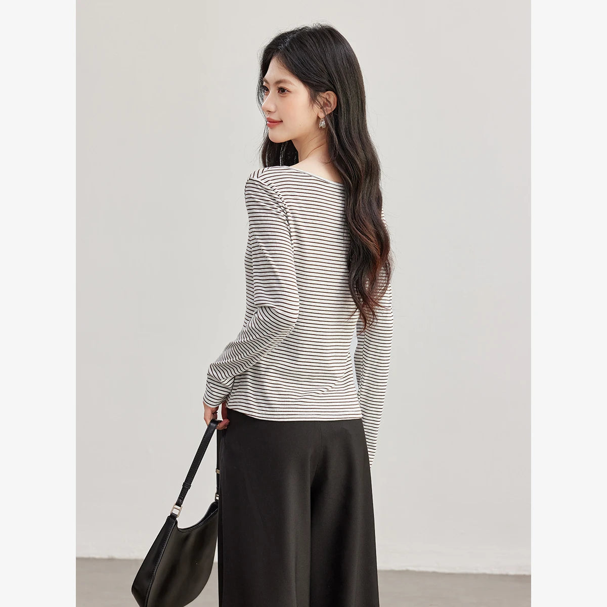 VIMLY Vintage Black White Striped T-shirt Women's 2026 Autumn Lace Spliced Long Sleeve Tees Commuter Elegant Tops Female A7255