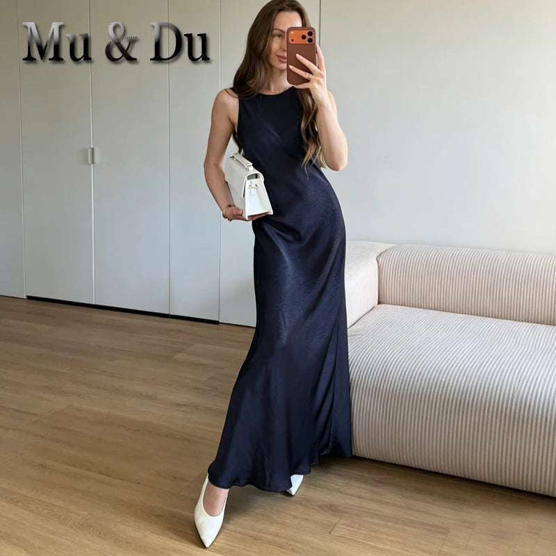 Elegant Backless Round Neck Long Dress Women's Fashion Minimalist Style Draped Polyester Fiber Sleeveless Skirt City Commute