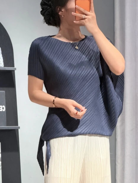 Miyake Pleated T-Shirt 2026 Summer New Irregular Sleeveless Top Simple Casual Fashion V-Neck Fold Vest Commuter Women's Clothing