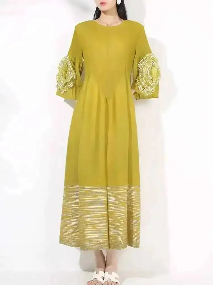 LANMREM Women's High-end Fashion Dress With Flower Ruffles Sleeves Round Neck Loose Big Size Long Dresses 2025 New 2DB1142
