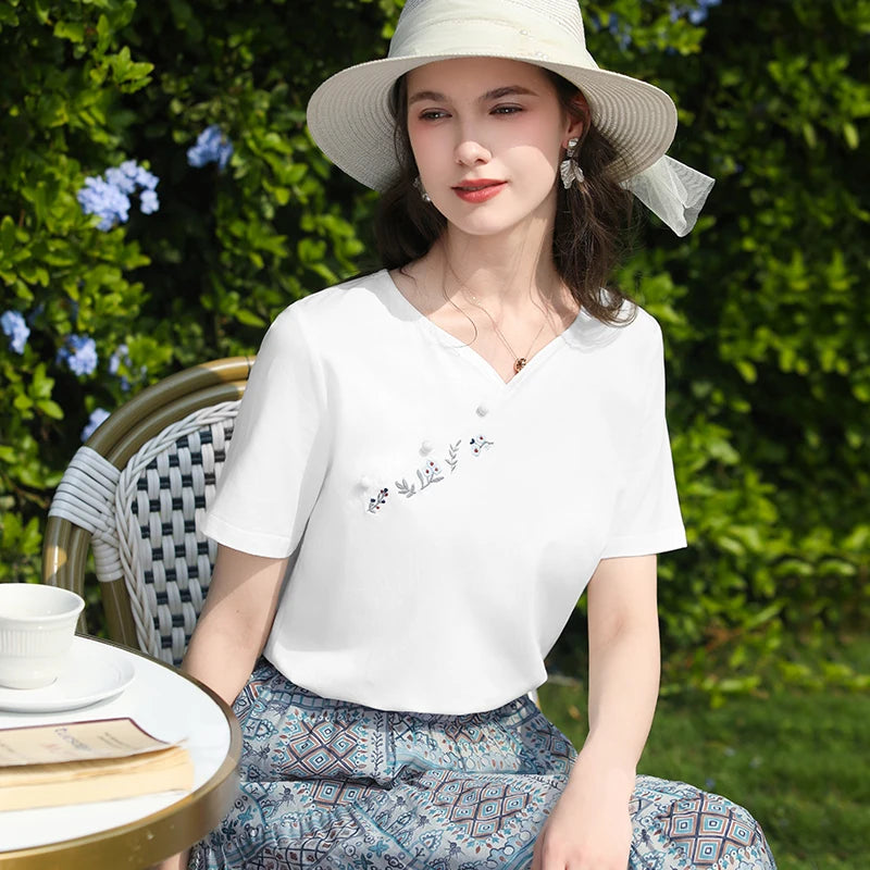 I BELIEVE YOU White Short Sleeved V-Neck T-Shirt 2026 Summer New Flower Embroidered Casual Breathable Top For Women 2262016297