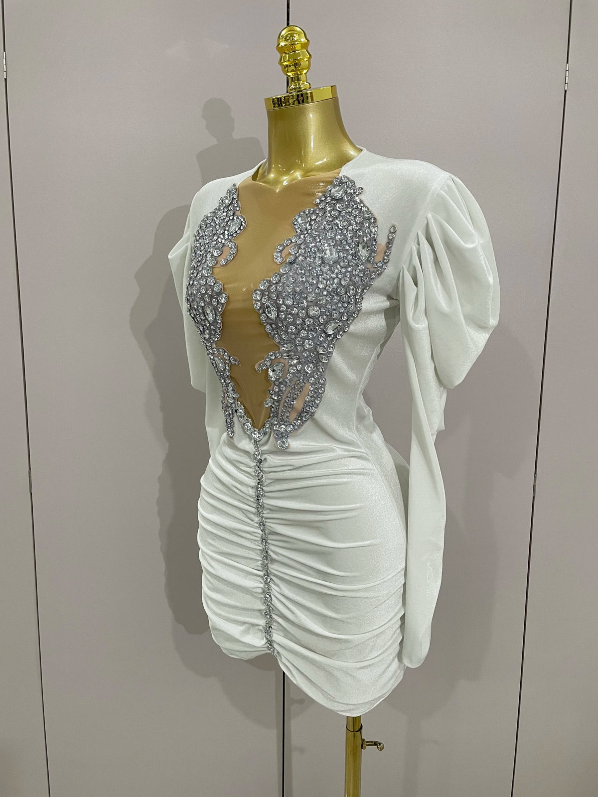 Luxury Sparkly Crystals Sexy Mesh White Velvet Short Dress 2025 Women Elegant Evening Prom Birthday Party Dresses Stage Costume