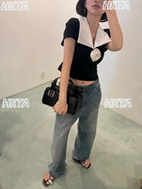 Japanese French 2026 Spring New Temperament Rose Black White T Shirt Versatile Top Girls Commuter V Neck Slim Short Tshirt Women