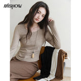 MISHOW Women's Solid Long‑Sleeve T‑Shirt 2026 Autumn U‑Neck Soft Knit Tees Waist‑Ruched Basic Versatile Casual Tops MXF41T3155