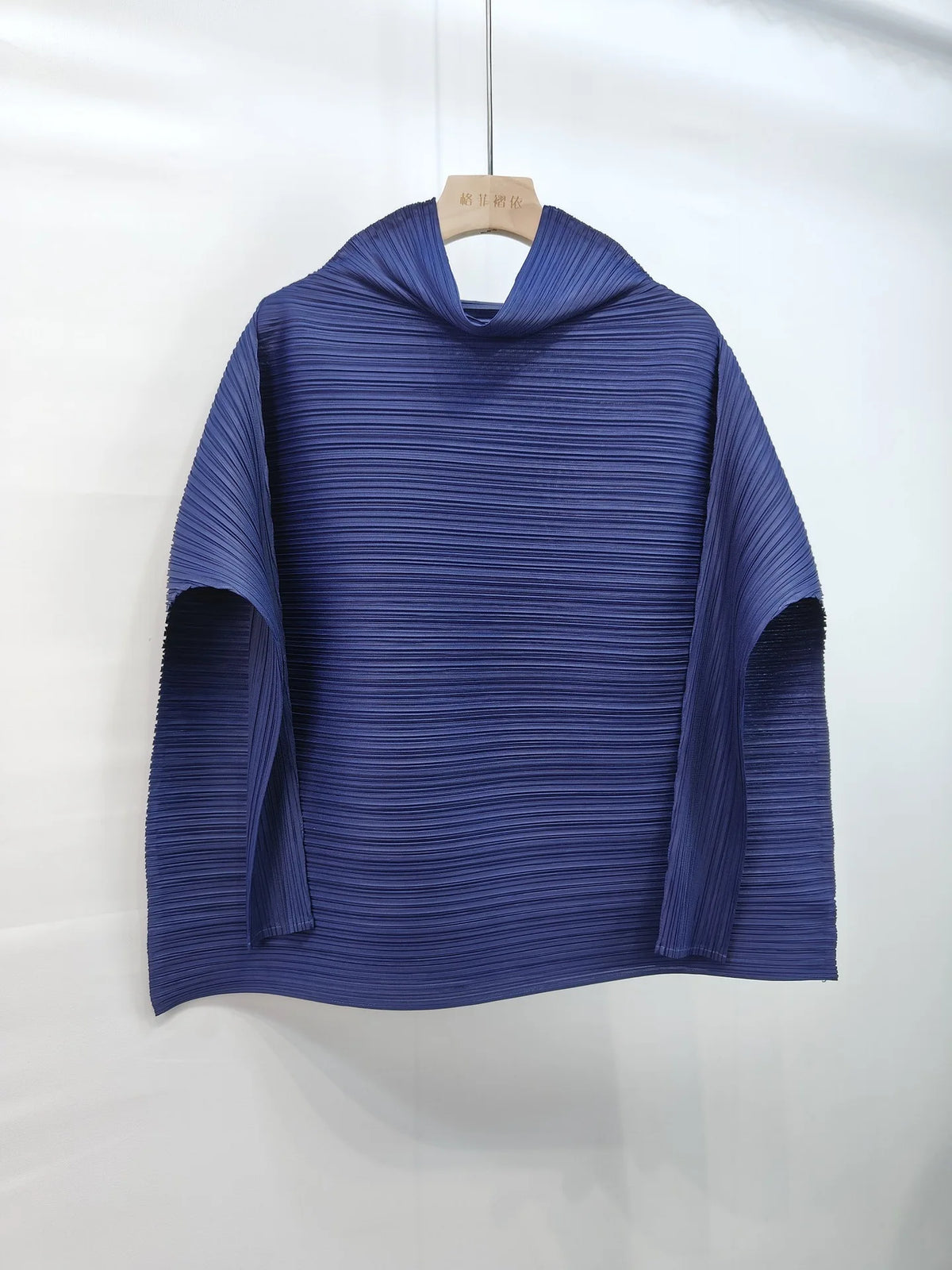 LANMREM 2026 New Maroon Pleated Women's T-shirt Casual Style Long Sleeved A-line Scarf Collar Chic Loose Pullover Tops 2DB2827