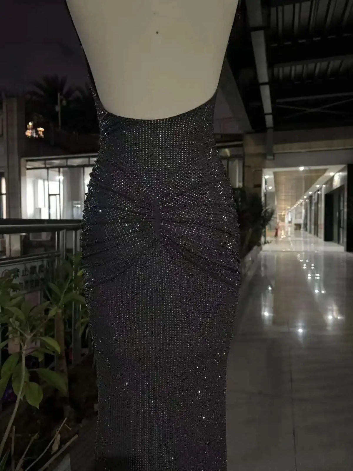 DEAT Fashion Gray Hot Drilling Spaghetti Strap Dress Women's Slim Fit Backless Folds Split Floor-length Dresses New Tide 7AB8510