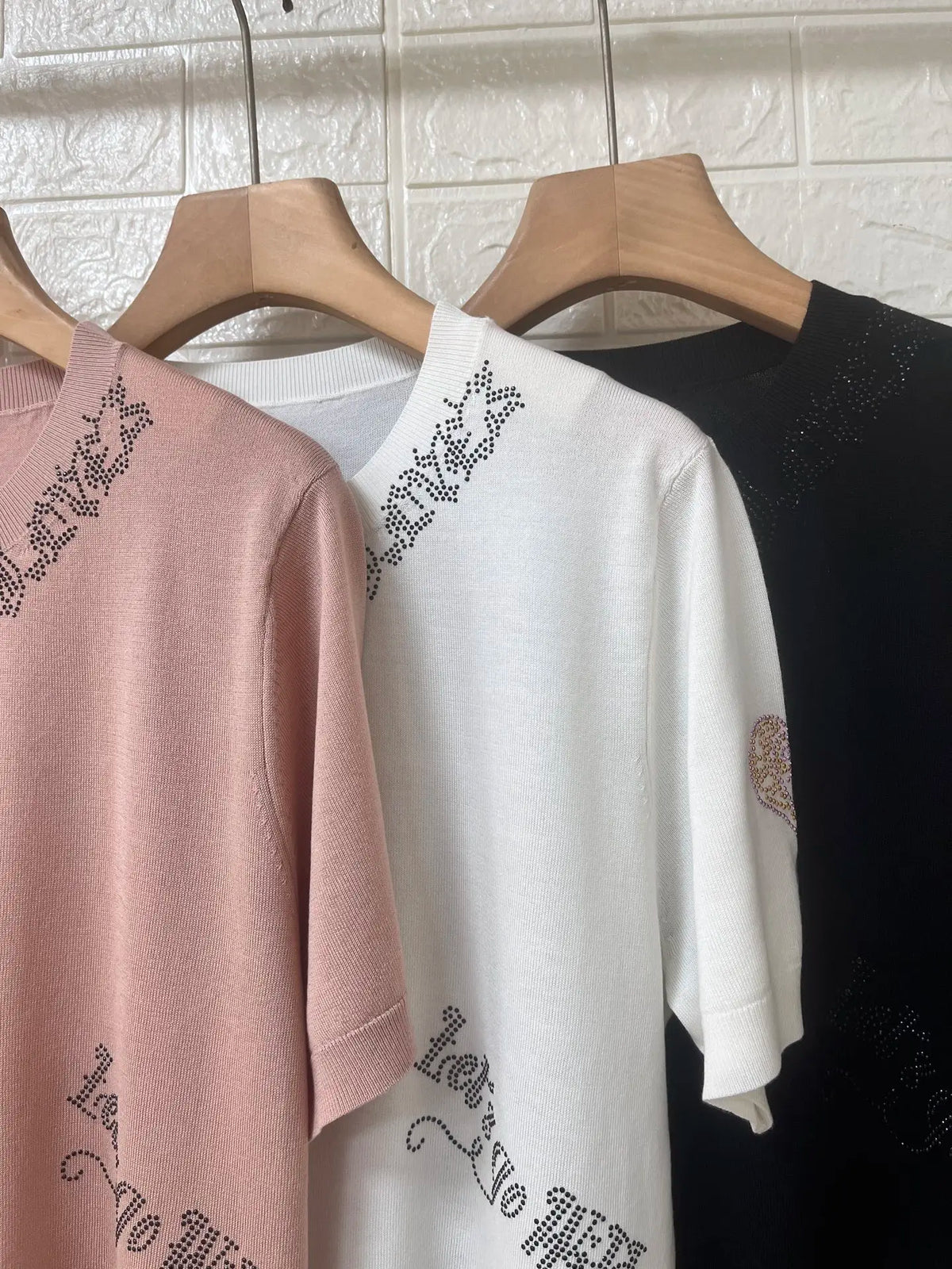 2026 Spring Summer Women Knit Thin Tshirt Skull Letter Rhinestone Short-sleeved Lady Round Neck Casual Knitted Tee