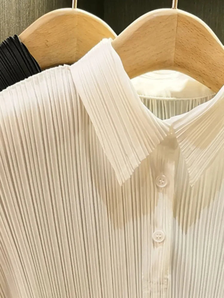 GVUW Fashion Solid Color Folds T Shirt Women's Turn Down Short Sleeve Slim Fit Top 2026 Summer New Tide 17S1582