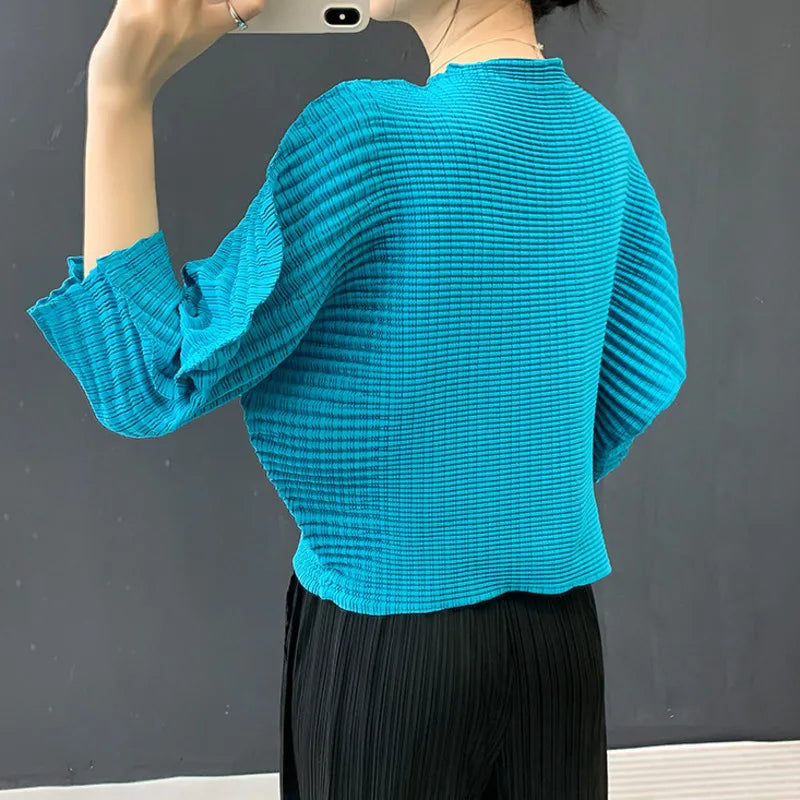 LANMREM Handmade Pleated Stand Collar Pullover Women's T-shirt 2025 Autumn Batwing Three Quarter Sleeve Loose Top New 2DB5251