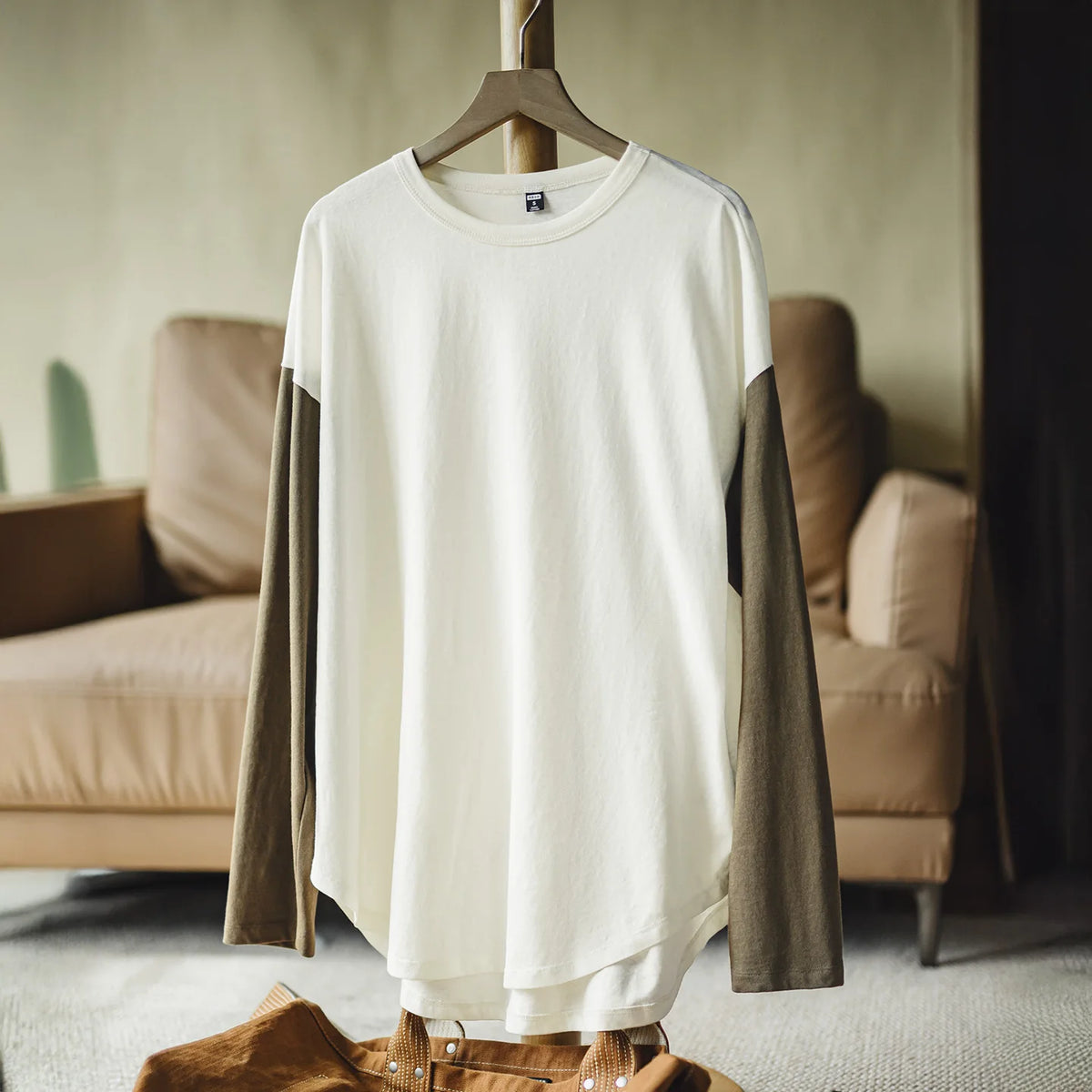 Maden Women's Lightweight Color Block Long Sleeve T Shirt Loose Fit Casual Crewneck Layering Spring Ivory Top