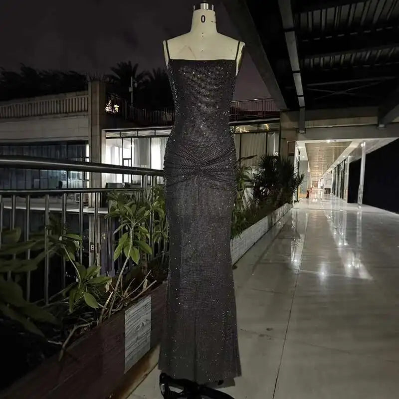 DEAT Fashion Gray Hot Drilling Spaghetti Strap Dress Women's Slim Fit Backless Folds Split Floor-length Dresses New Tide 7AB8510