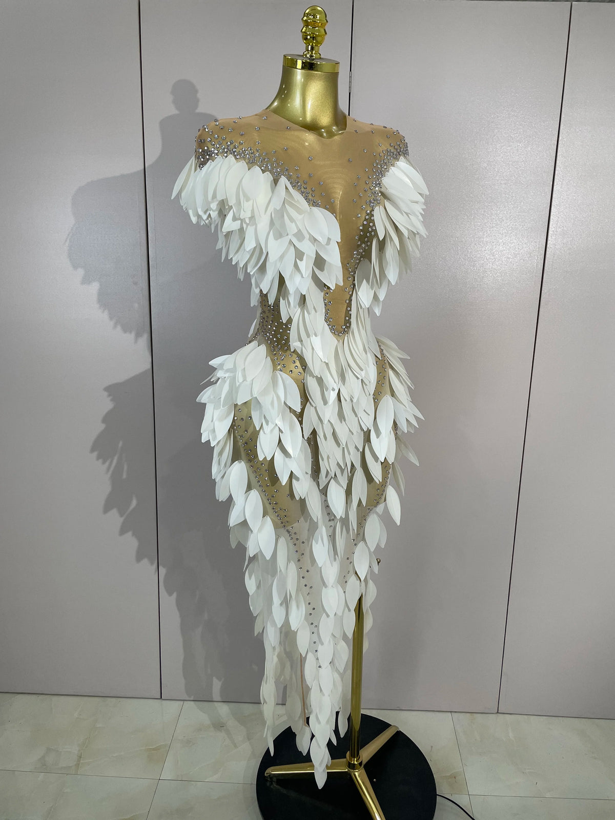 2026 Elegant Pearl Transparent Mesh Long Dress Women Evening Party Birthday Wedding Gown Red Carpet Celebrity Sexy Stage Outfit