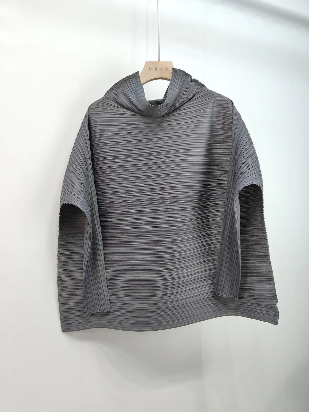 LANMREM 2026 New Maroon Pleated Women's T-shirt Casual Style Long Sleeved A-line Scarf Collar Chic Loose Pullover Tops 2DB2827