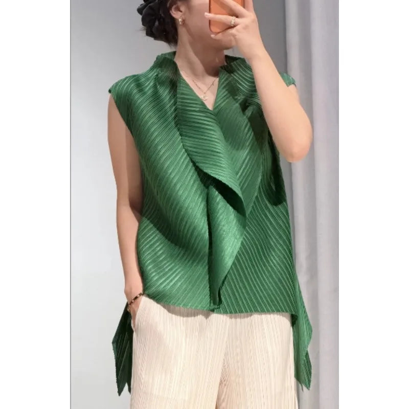 Miyake Pleated T-Shirt 2026 Summer New Irregular Sleeveless Top Simple Casual Fashion V-Neck Fold Vest Commuter Women's Clothing