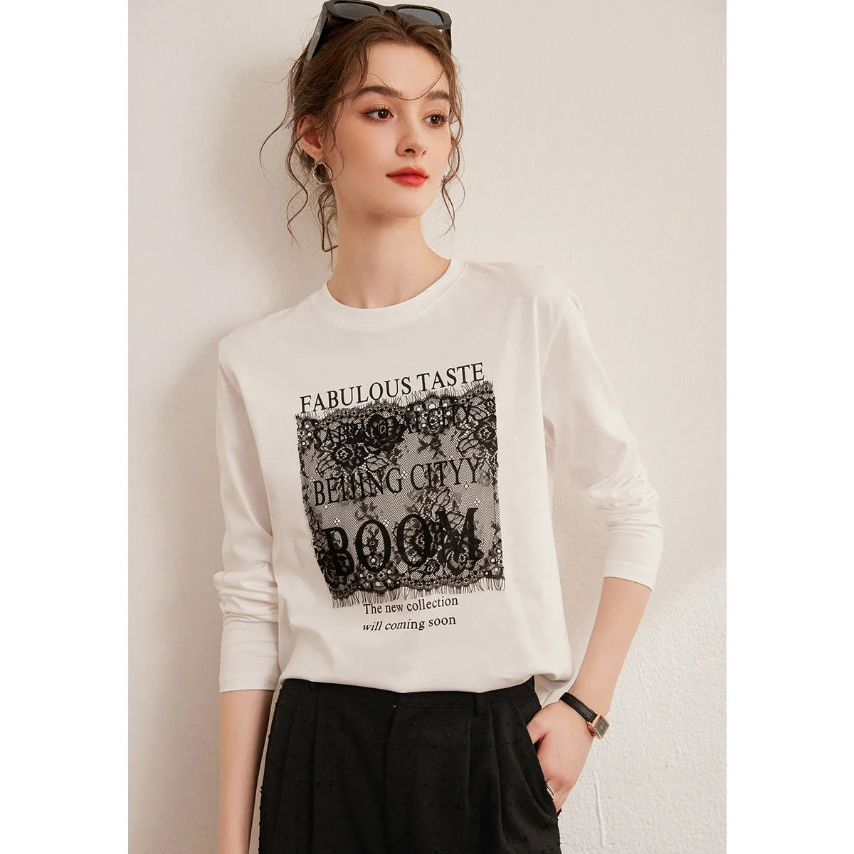 LOUIS YAO Women's T-Shirts 2025 Letter Printed T-Shirts Casual Round Neck Lace Splicing Top Women's Long Sleeve S