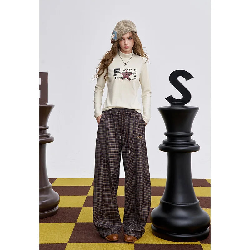 ELFSACK 2025 Winter New Arrivals Y2K Slim Fit Half Neck Graphic Long Sleeve T-shirt For Woman