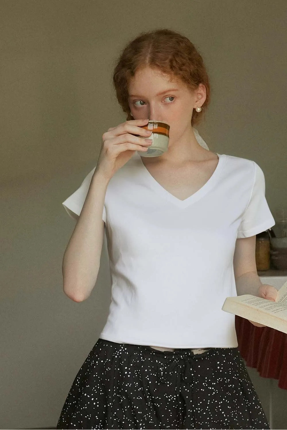 VIMLY Women's Casual V-neck Loose T-Shirt 2026 Summer Short Sleeve Cotton Blend Simple Commute Pullover Versatile Tees Top A0811
