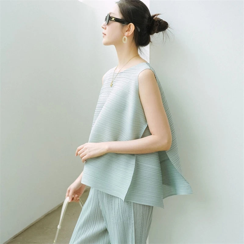 LANMREM High Quality 2026 Summer New Sleeveless Women's T-shirt Loose FRound Collar Tank Top Elastic Loose Clothing 2DB6803