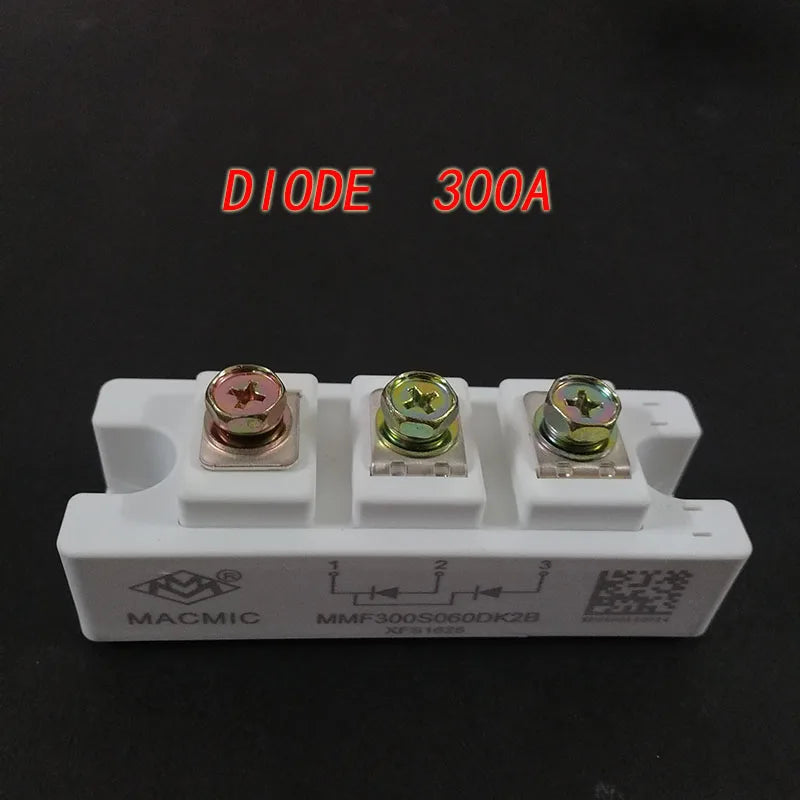 the BMU / BCU of Ghost BMS DC To DC 700V to 12V 800V to 12V