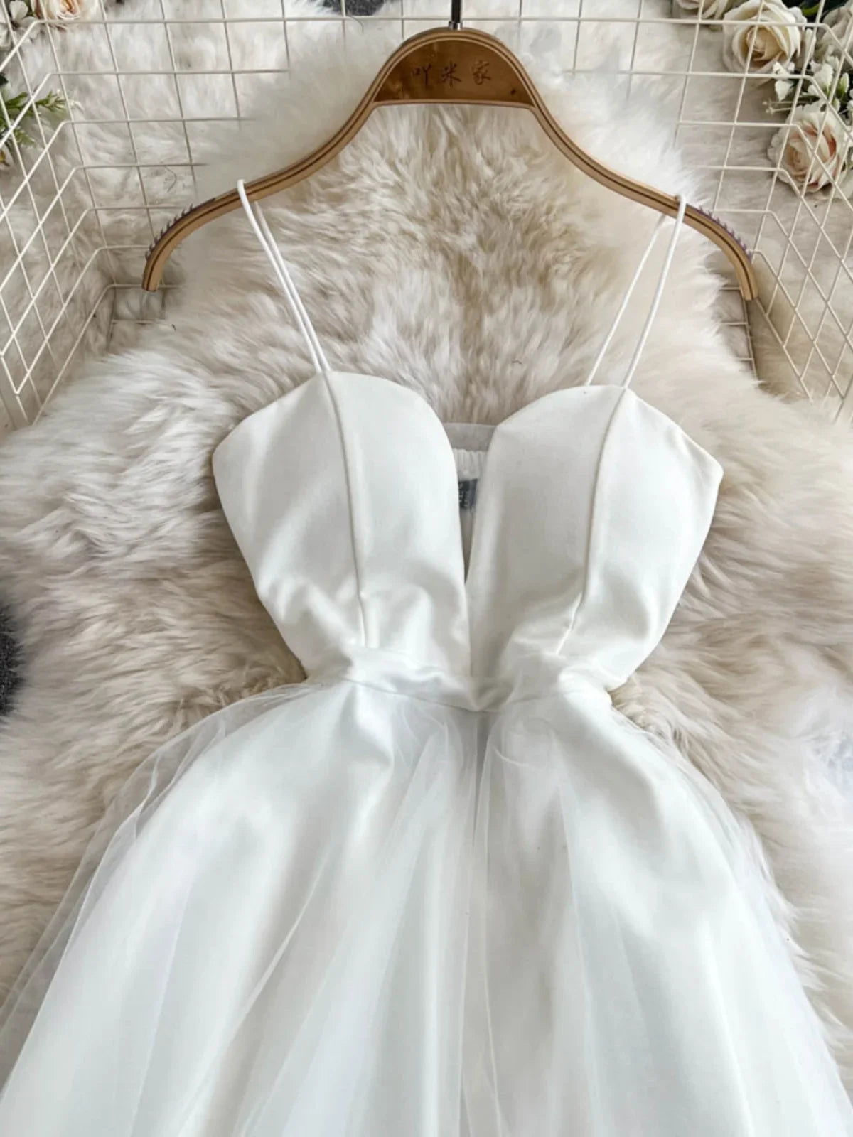 Foamlina White Princess Dress Women's Spring Autumn 2026 New Waist Tight Backless Black Mesh Splicing Tube Top Tutu Dress