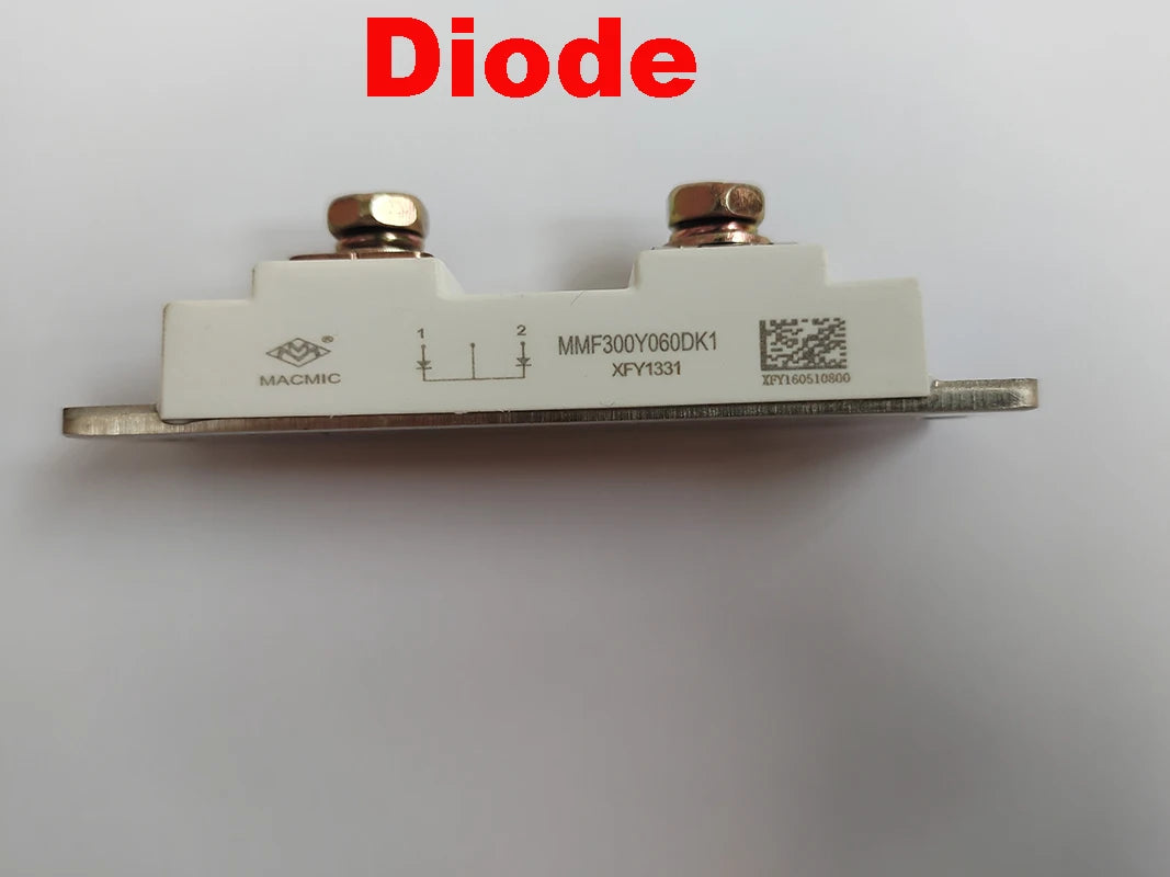 the BMU / BCU of Ghost BMS DC To DC 700V to 12V 800V to 12V