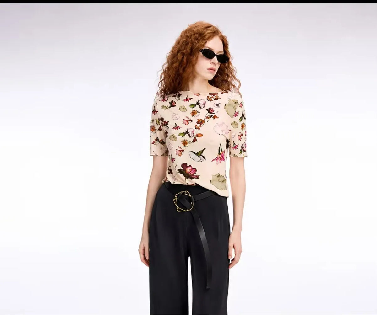 Spain New Fashion Comfortable Stretch Slim, Loose Stripes and Other Short-Sleeved T-Shirts