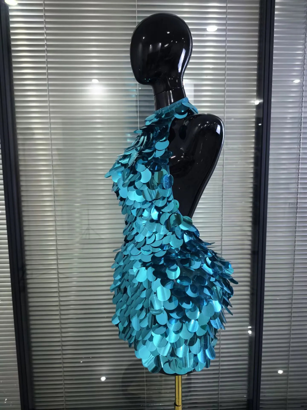 Shining Sequins Women Sexy Halter Off the Shoulder Backless Bodycon Mini Dress Nightclub Party Celebrate Bar Singer Stage Wear