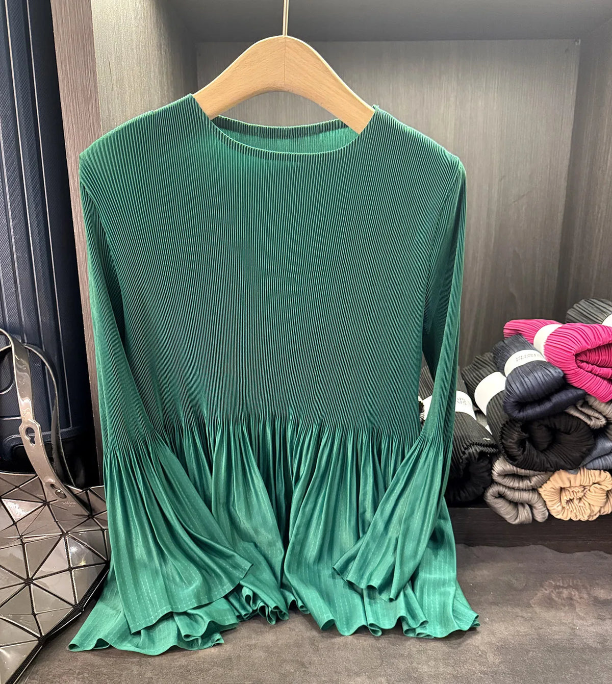 Pleated Long Sleeve T-Shirt Simple Casual Solid Color Versatile Patchwork Stretch Top Women Lightweight Stretch Clothing