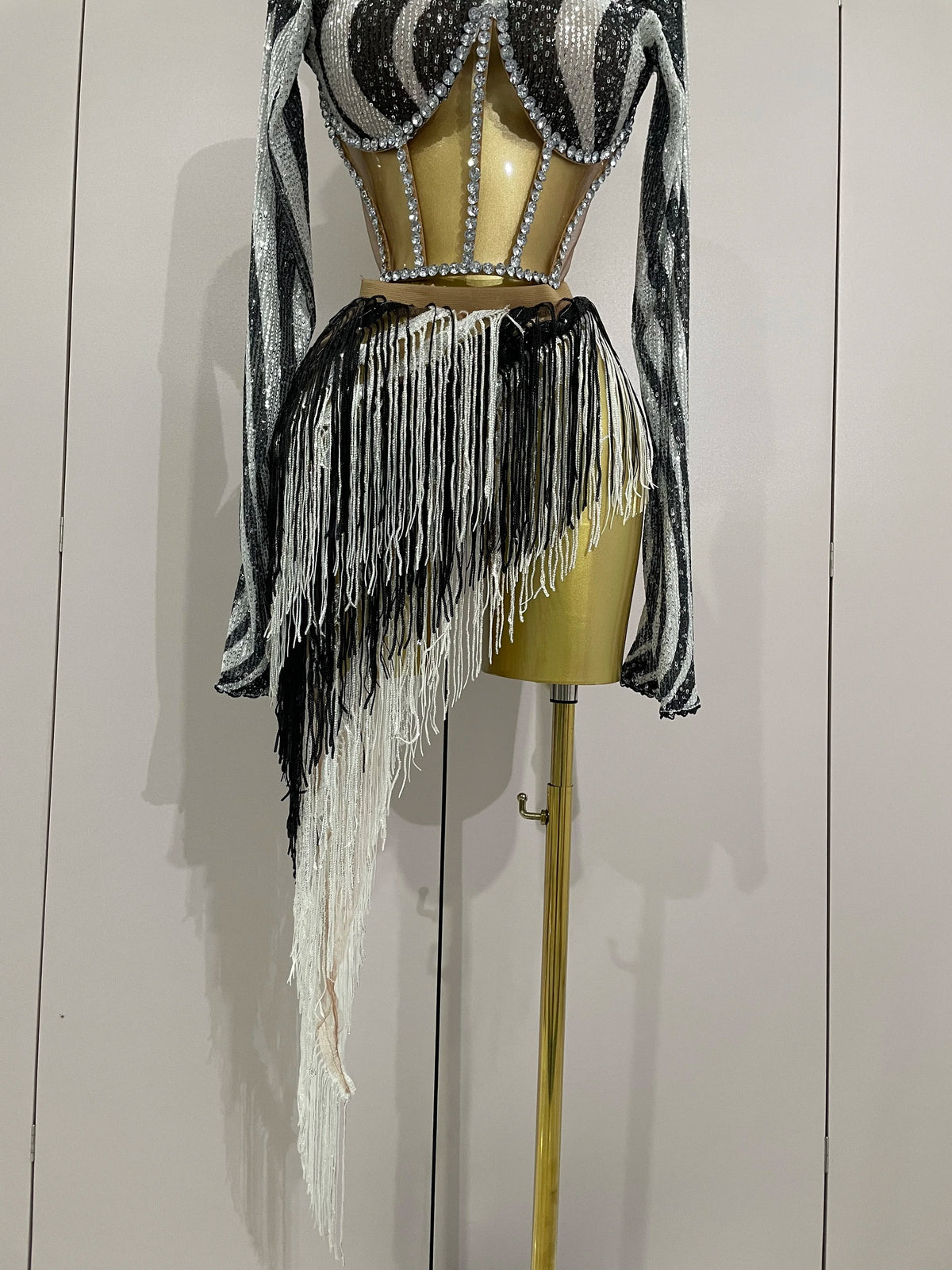 2025 New Shiny Diamond Sequin Tassels Sexy Mesh Long Sleeved Two Piece Set Women Evening Birthday Party Nightclub Stage Costume