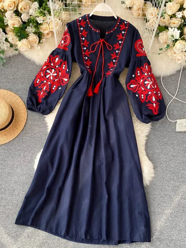 Women Autumn Dresses Bohemian Embroidered Flower O-Neck Lantern Sleeve High Waist Pleated Dress All-match Female Vestidos PL393