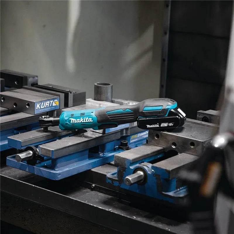 Makita 18V 800RPM 47.5N.M Brushless Ratchet Wrench Cordless Driver Multifunction Variable Speed Power Wrench Power Tools