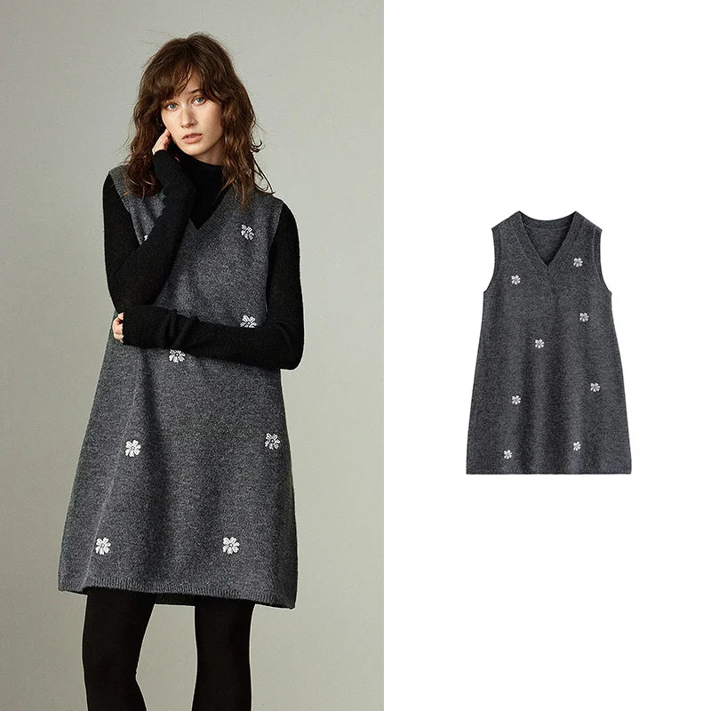 TOYOUTH Women Dresses 2025 Winter New Sleeveless Tank Dress Arctic Fleece Embroidered V-neck Knitted Dress