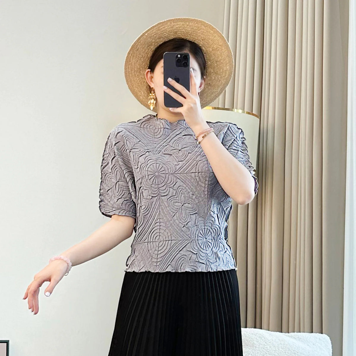 Miyake Pleated Top Women 2025 New Solid Color Embroidered Round Neck Bat Sleeve Comfortable Casual Versatile T-shirt for Women