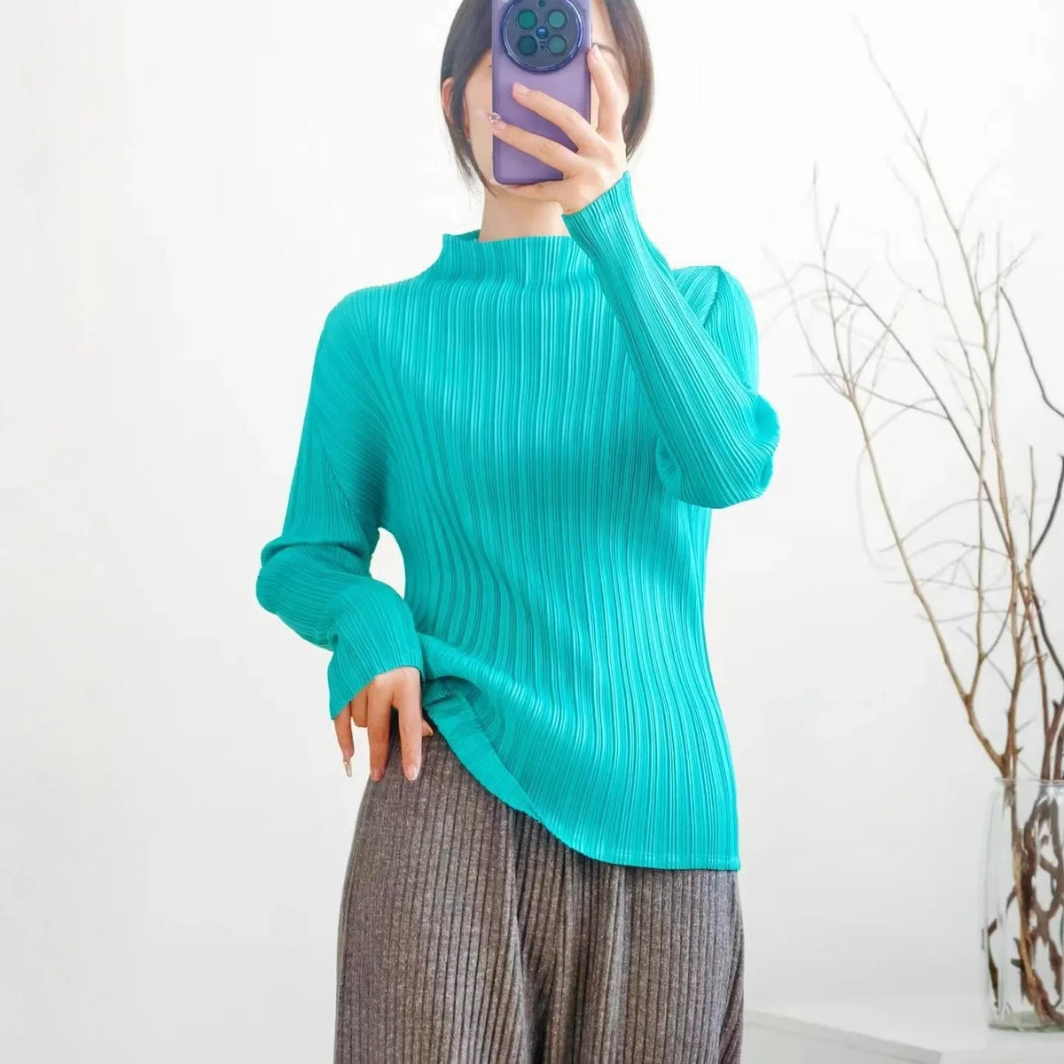 Miyake Style Simple Solid Color Bottoming T-Shirt Women's Long Sleeve High Elasticity Slim Fit Versatile Solid Color Pleated Top