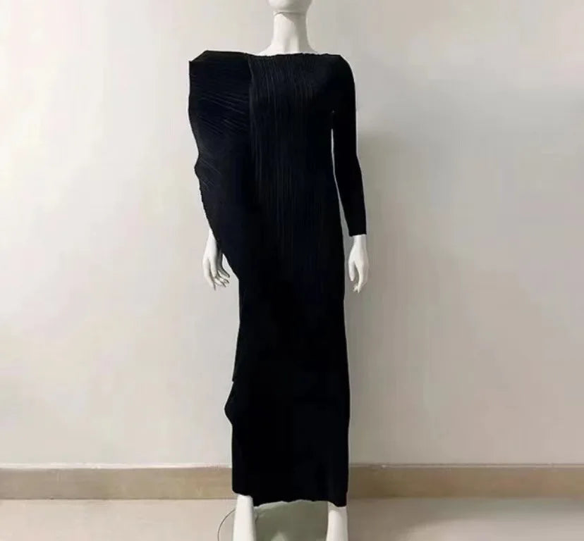 LANMREM Irregular Ruffled Pleated Maxi Dress Women Solid Color Round Neck Women's Elegant Festival Clothing 2024 Summer 2DA1460