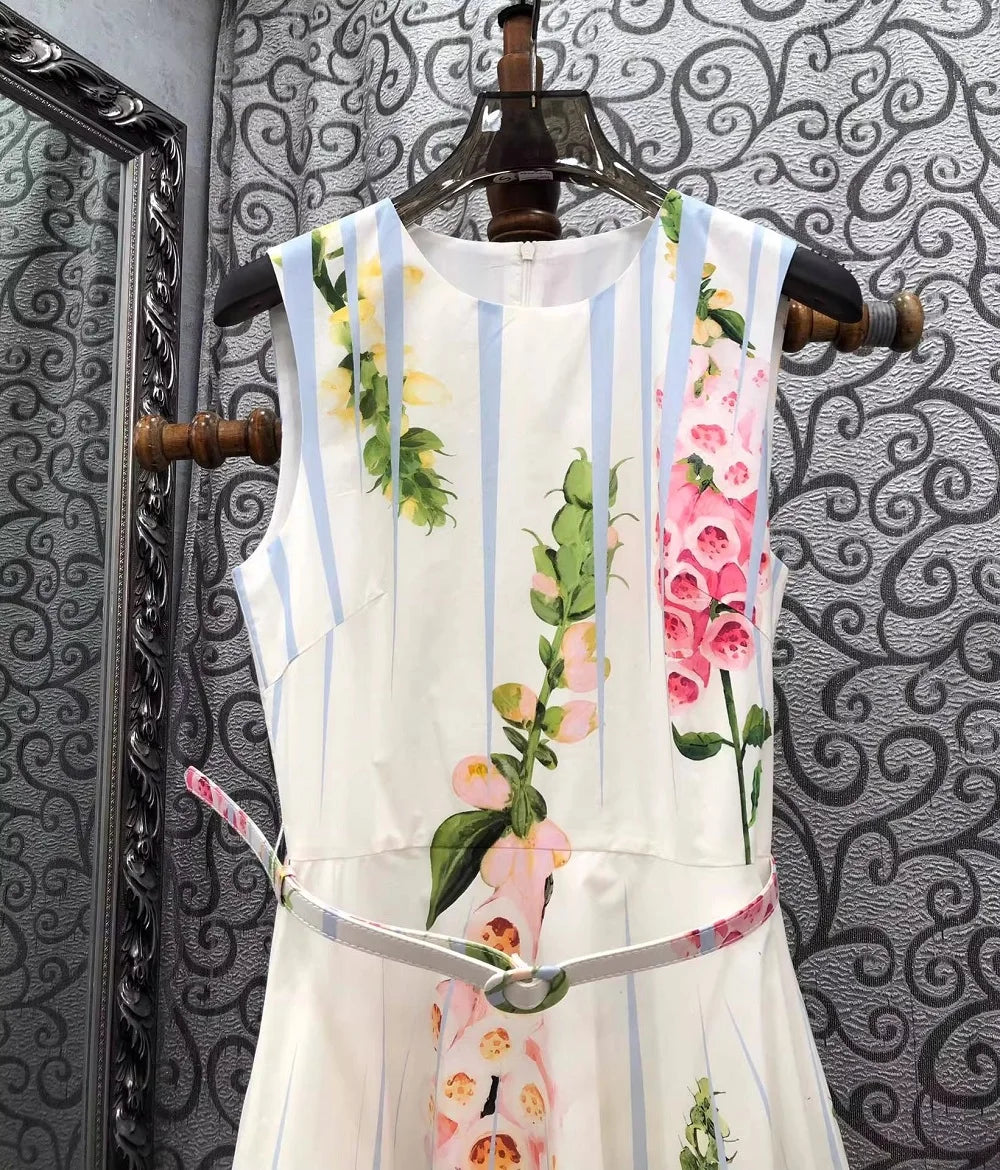 Top Quality New Long Dress 2026 Summer Style Women Sweet Floral Blue Striped Print Sleeveless Long Maxi Party Luxury Dress Belt