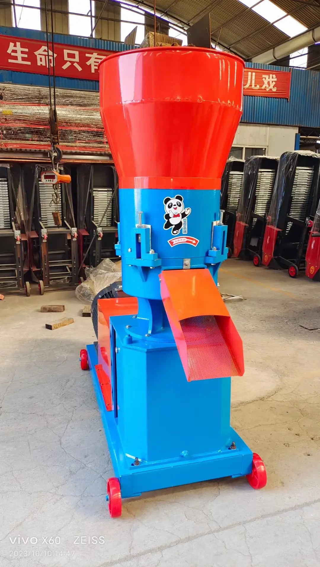 Hot Sale Household Small Feed Pellet Machine for Poultry Chicken Duck Livestock 220V Diesel Engine for Home Use