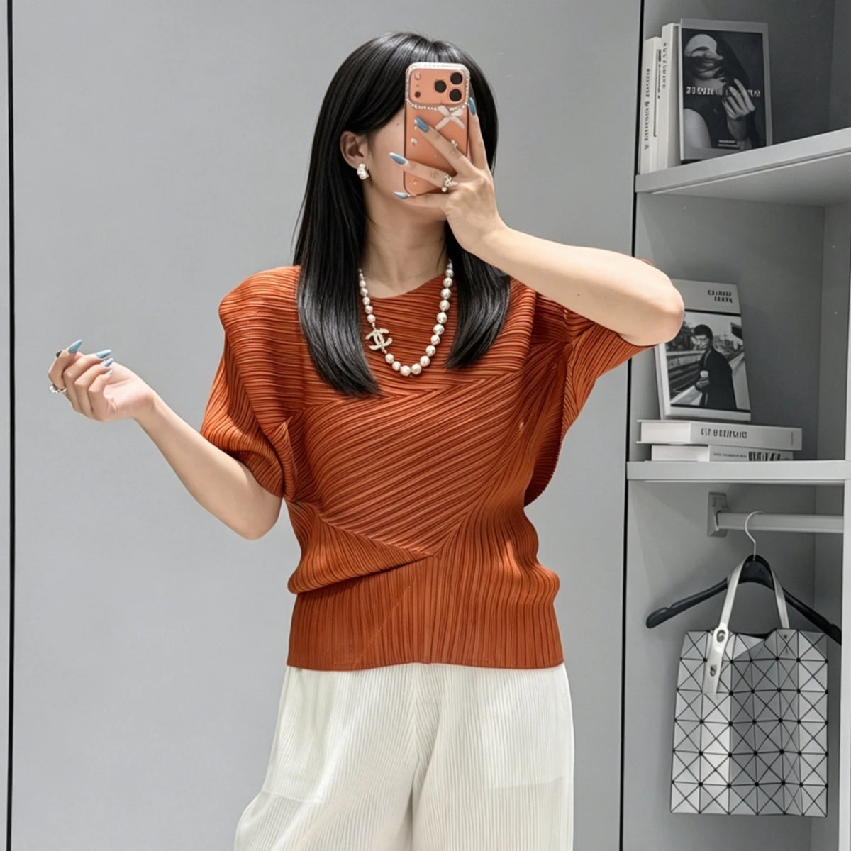 Pleated Top 2026 New Round Neck Short Sleeve Batwing T-Shirt Women Summer Lightweight Vacation Travel Women's Clothing