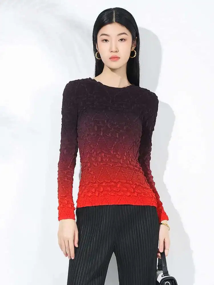 LANMREM Gradient Pleated T-shirt For Women Round Neck Long Sleeves Slim Thin Style Female Chic Top 2025 Spring New 2DB2141