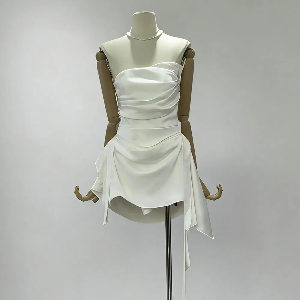 TWOTWINSTYLE Sexy Slimming Spliced Shirring Irregular Dress for Women Strapless Sleeveless Patchwork Ribbon Mini Dresses Female