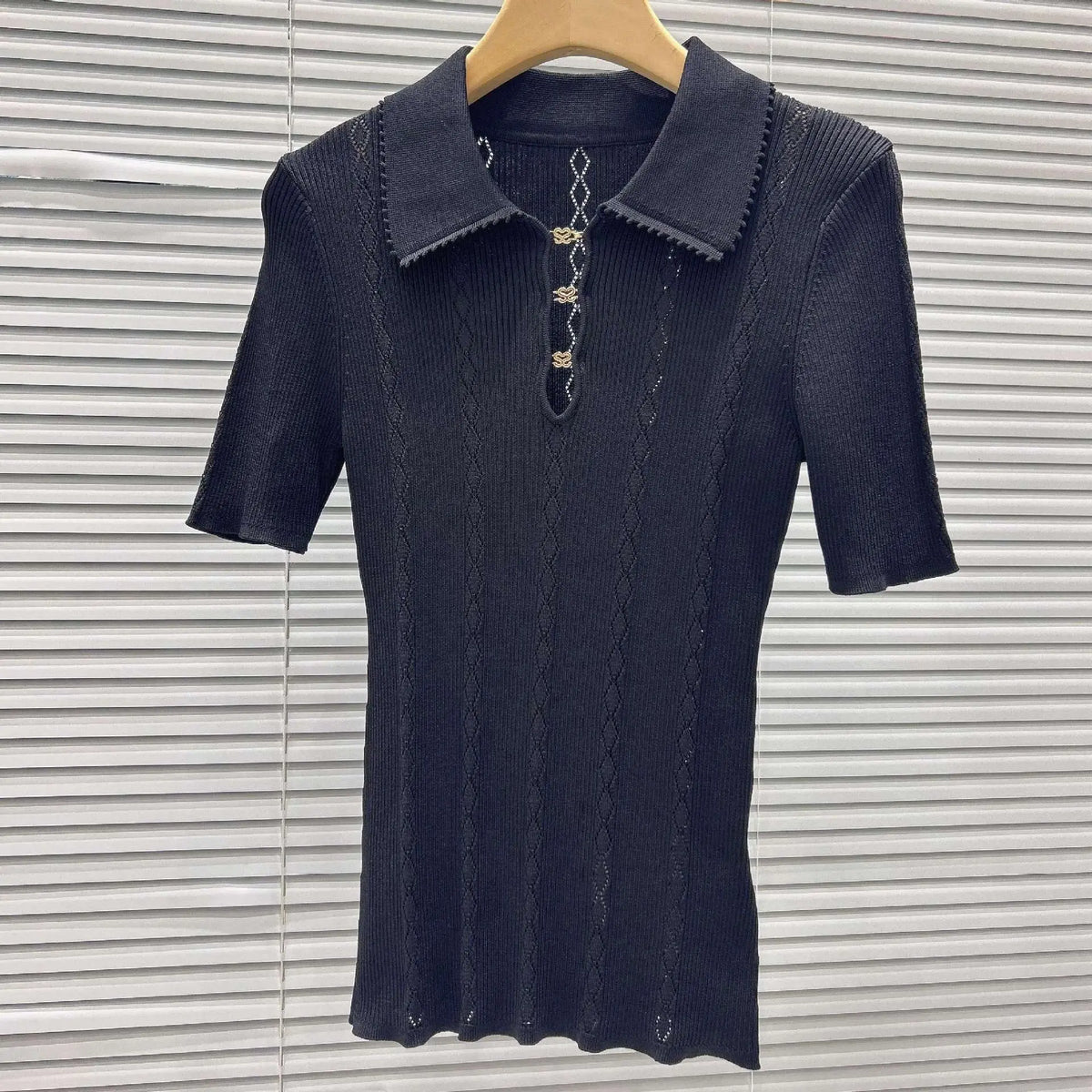 Twisted Knit Sweater T-shirt Women Summer Fashion Buttons Hollow Out Short Sleeve Top Office Lady Turn-Down Collar Knitwear Tee