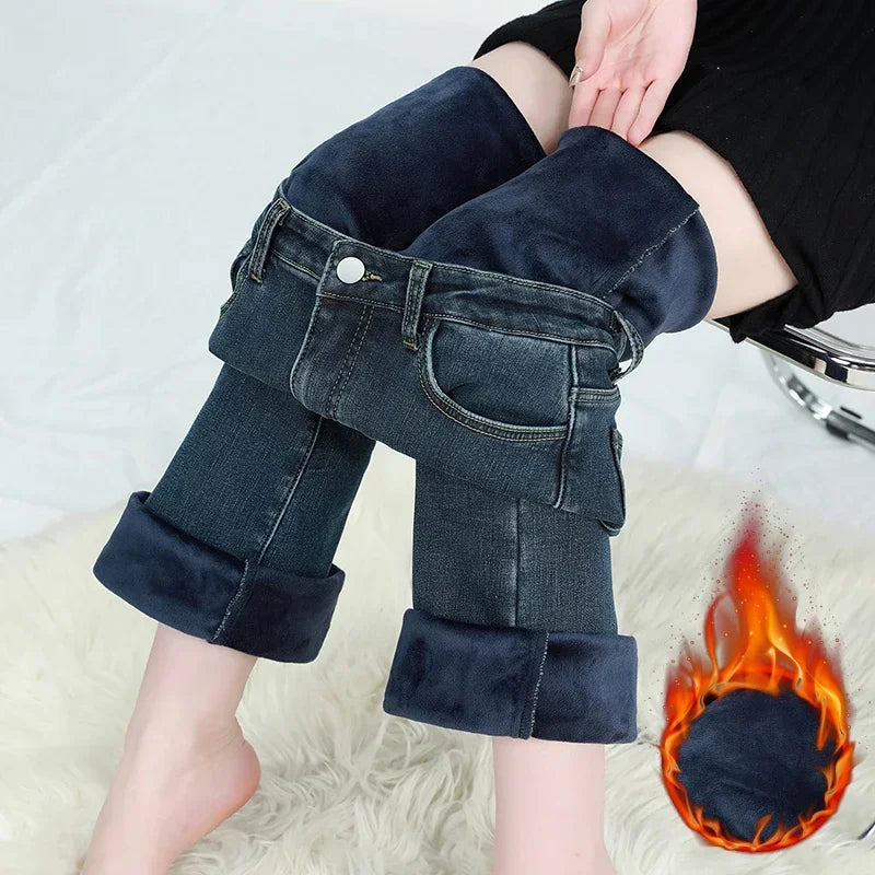 2024 Winter Fleece Women's Flare Pants Retro Slim High Waist Elastic Cotton Thick Warm Denim Pants Fashion Korean Female Clothes