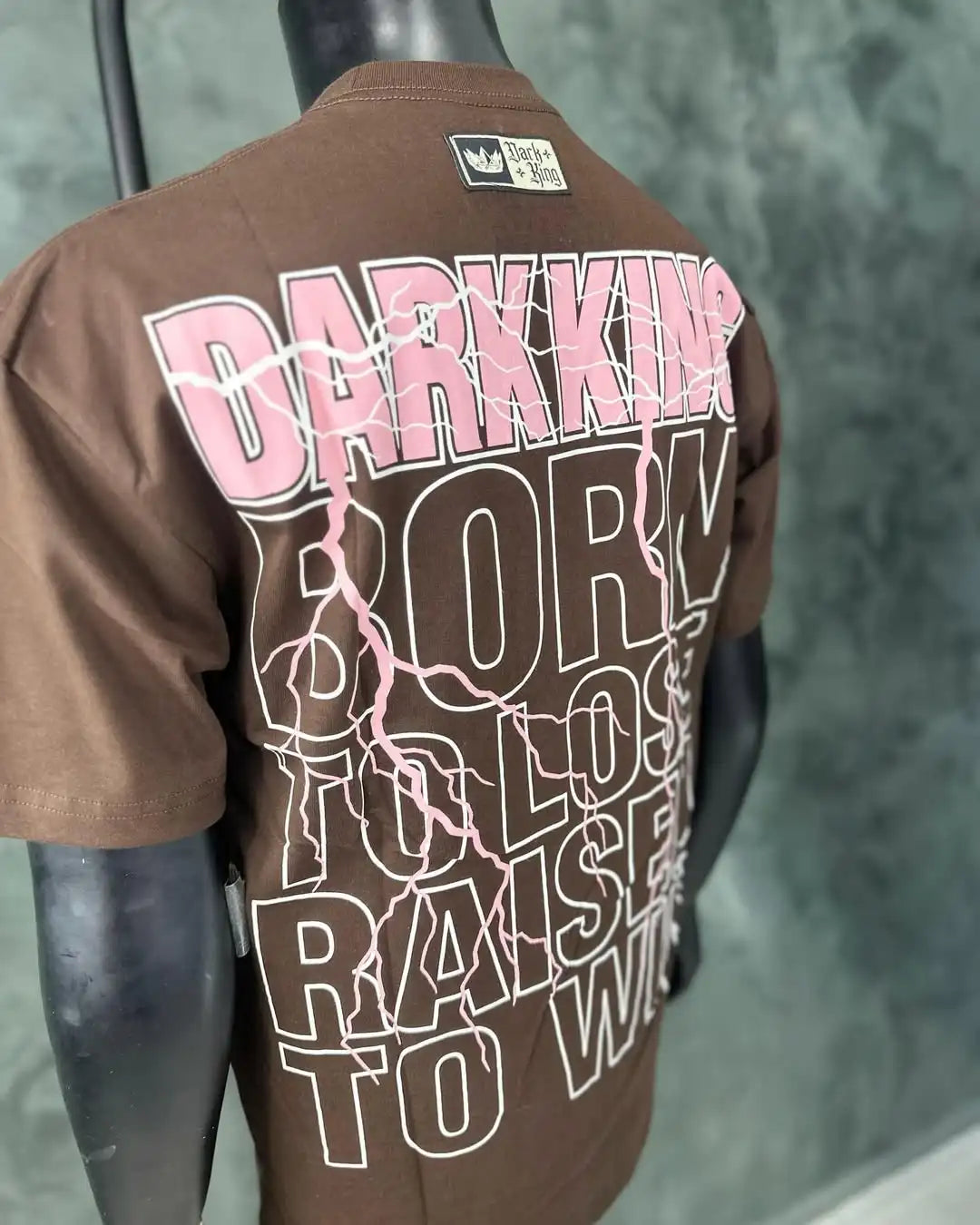 High Quality Brown Retro Gothic Style Daily Casual Comfortable Letter Pattern T-shirt for Couples on The Street